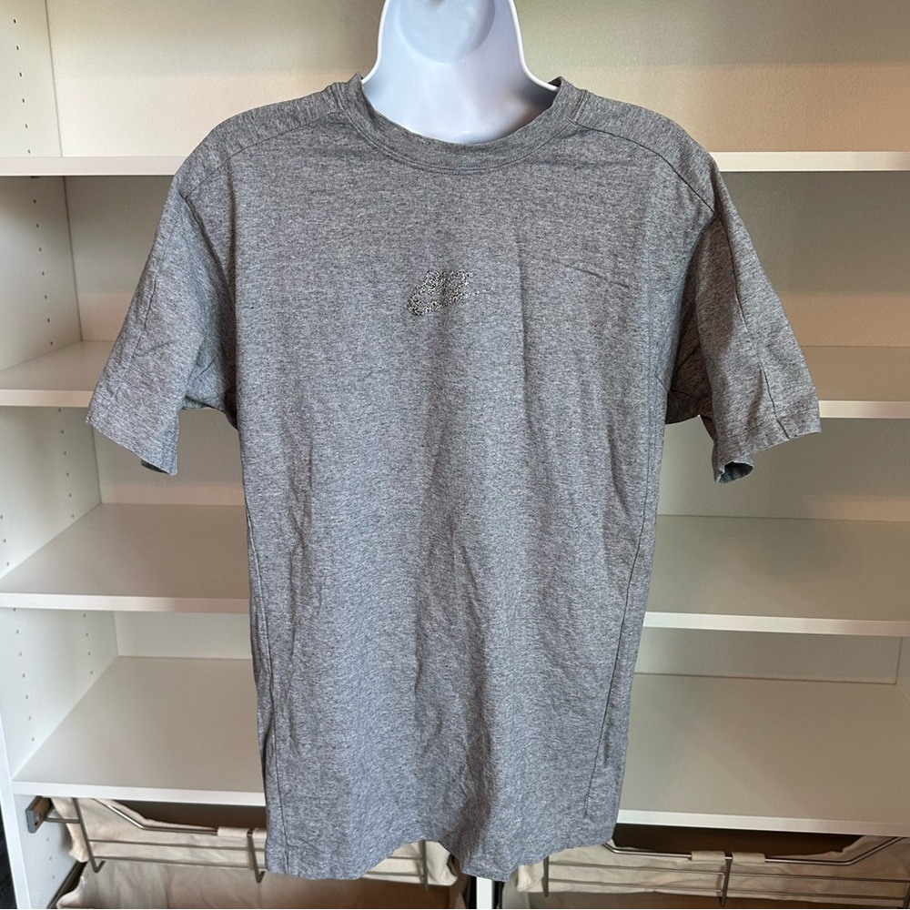 Men’s Nike Grey Short Sleeve Shirt